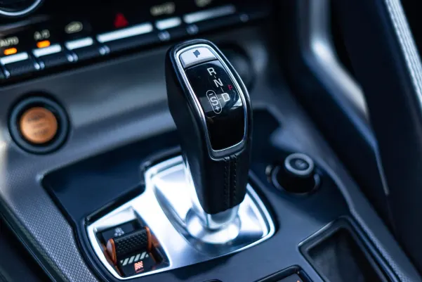 카지노 알라딘 슬롯츠 안드로이드/iOS 앱